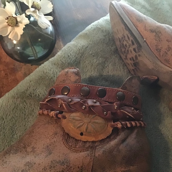 Circle G Harness Ankle Boots 7.5 - Picture 6 of 10